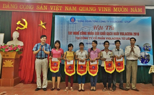 Hoạt động hưởng ứng “Tháng Công nhân”: Công đoàn Tổng công ty Viglacera - CTCP tổ chức Hội thi tay nghề công nhân giỏi Khối Gạch ngói Viglacera năm 2016